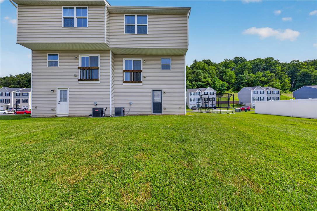 514 River Run Property Photo 38