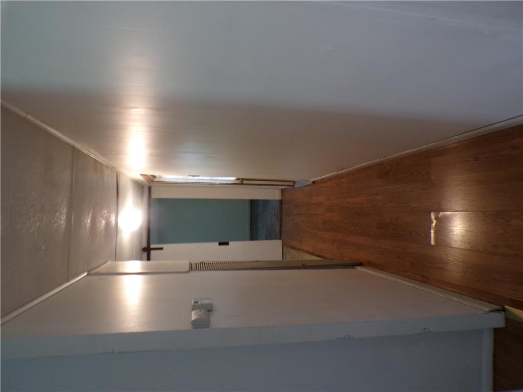 717 Washington Street Property Photo 6