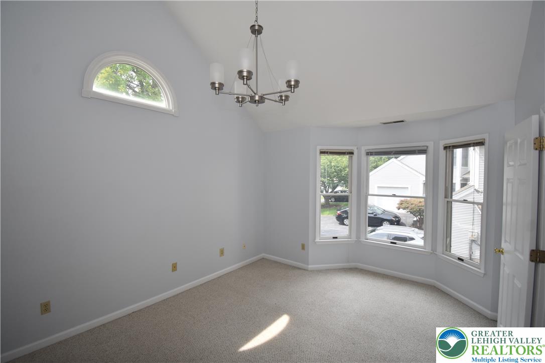 7911 Cross Creek Circle 15 Property Photo 4