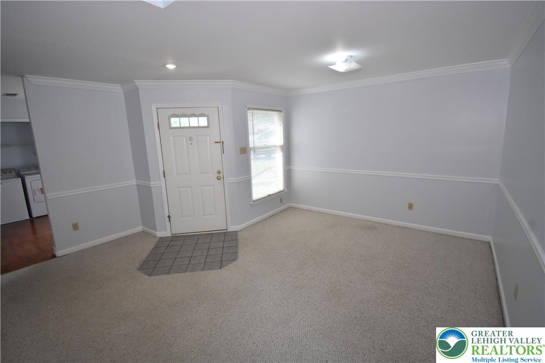 7911 Cross Creek Circle 15 Property Photo 5