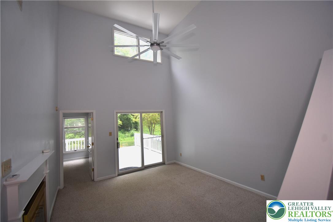7911 Cross Creek Circle 15 Property Photo 7