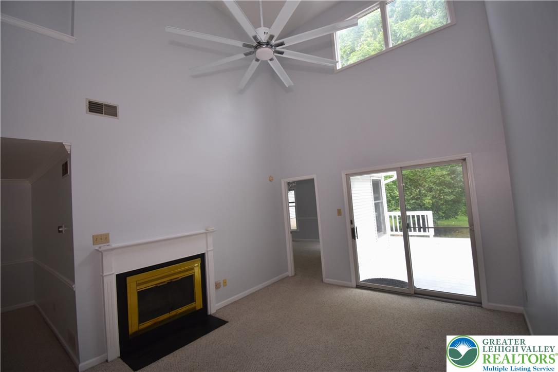 7911 Cross Creek Circle 15 Property Photo 8