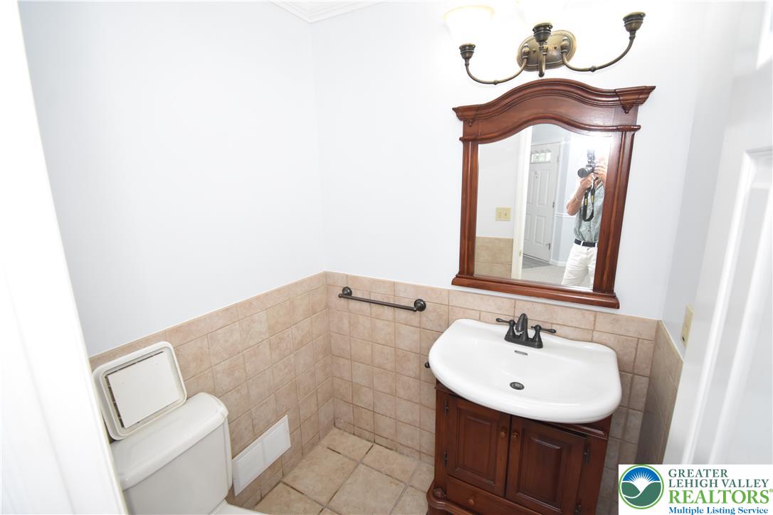 7911 Cross Creek Circle 15 Property Photo 16