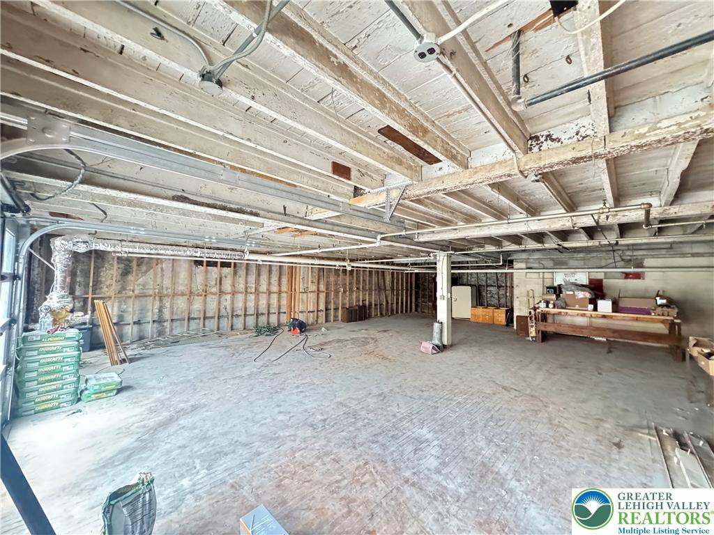 1214 West Gordon Street Property Photo 13