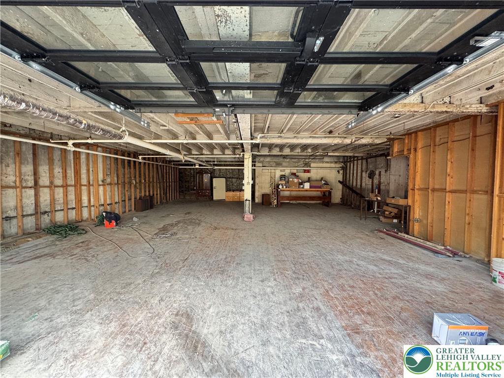 1214 West Gordon Street Property Photo 14