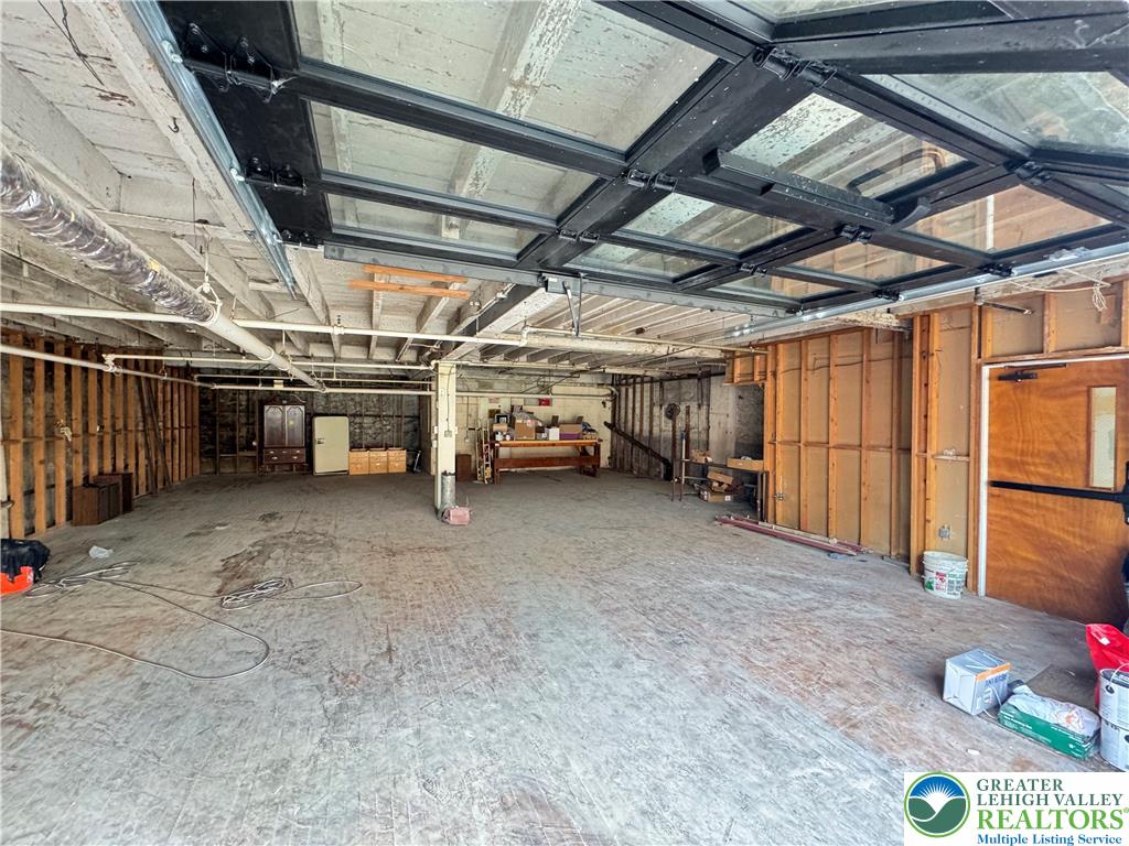 1214 West Gordon Street Property Photo 16
