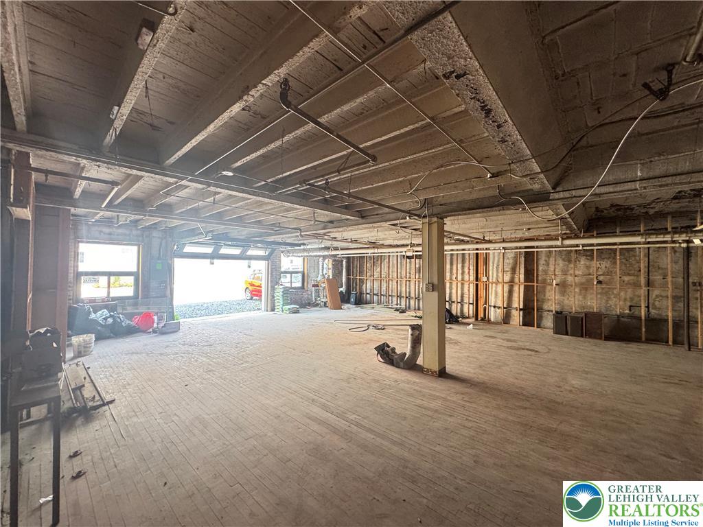 1214 West Gordon Street Property Photo 20