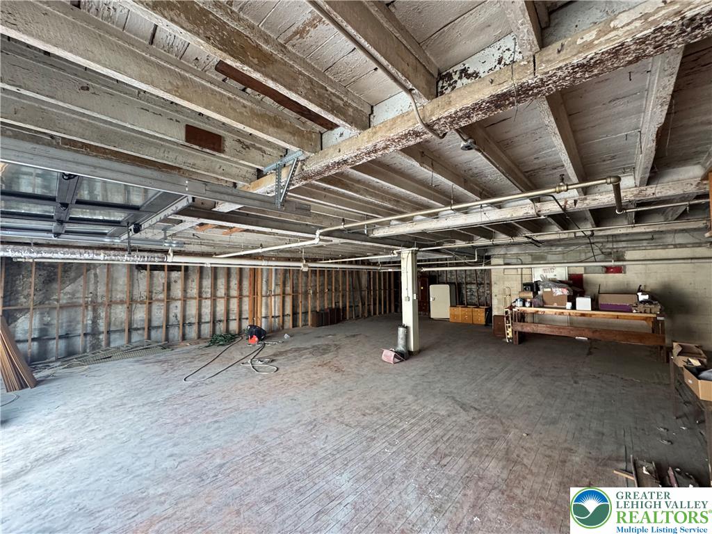 1214 West Gordon Street Property Photo 26