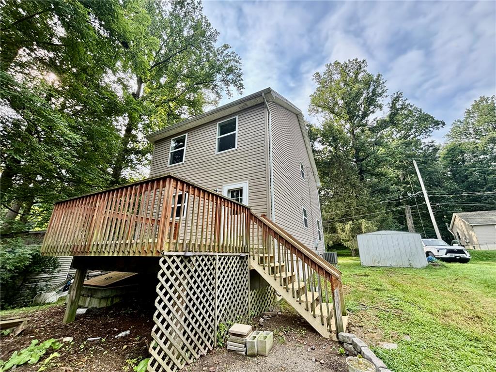 114 Frog Hollow Lane Property Photo 3