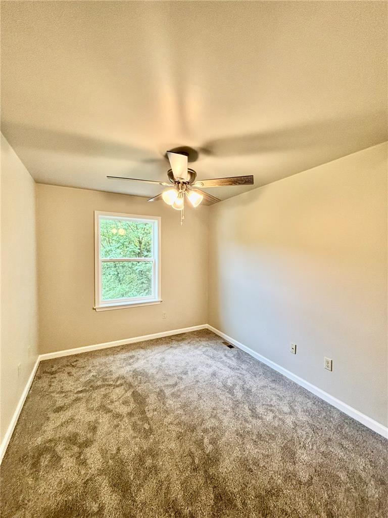 114 Frog Hollow Lane Property Photo 8
