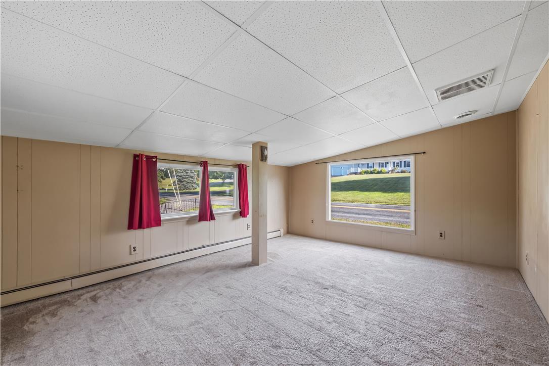 7987 Allemaengel Road Property Photo 14