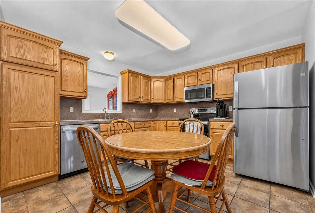 5 Monmouth Court Property Photo 4