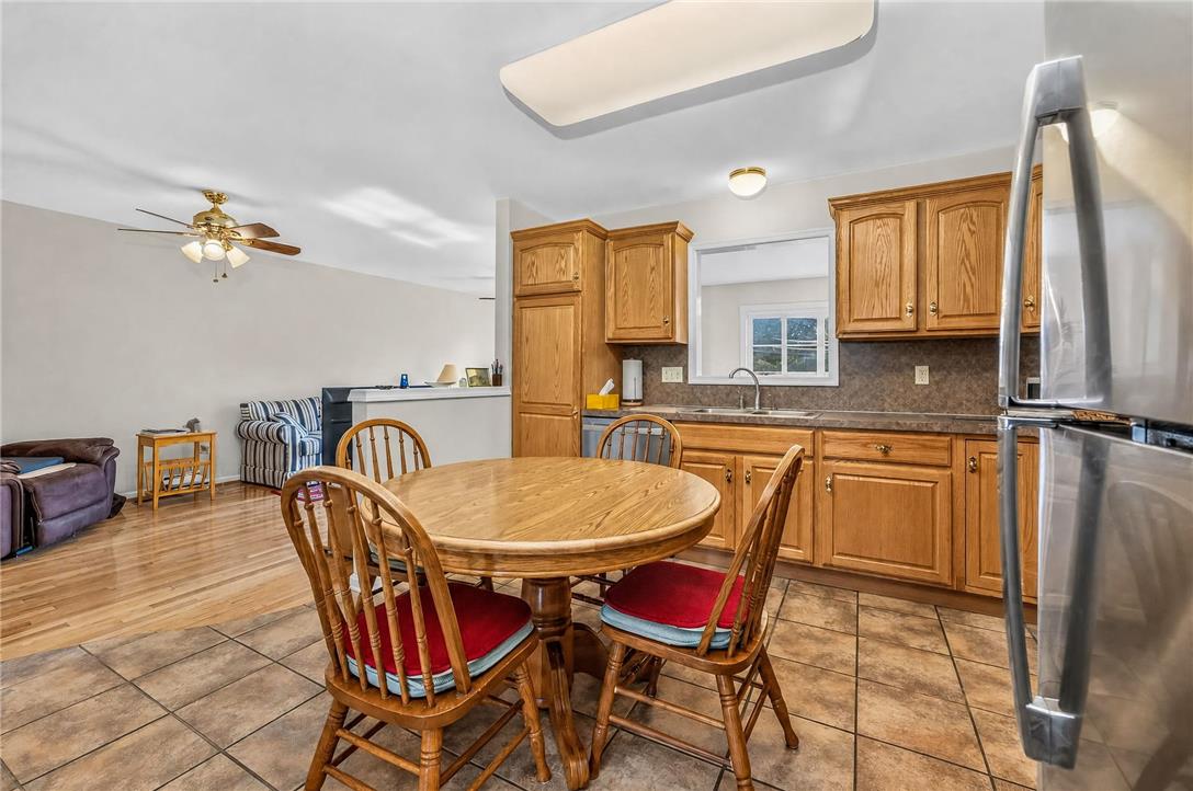5 Monmouth Court Property Photo 5