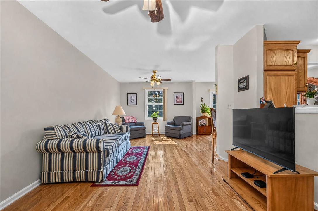 5 Monmouth Court Property Photo 6