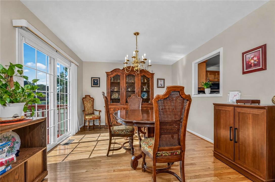 5 Monmouth Court Property Photo 8