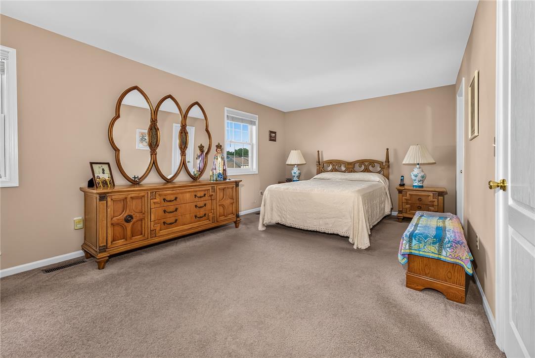 5 Monmouth Court Property Photo 12