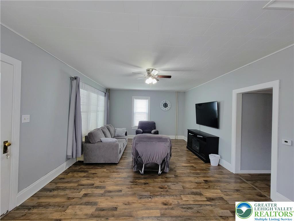 509 Mahoning Street Property Photo 6
