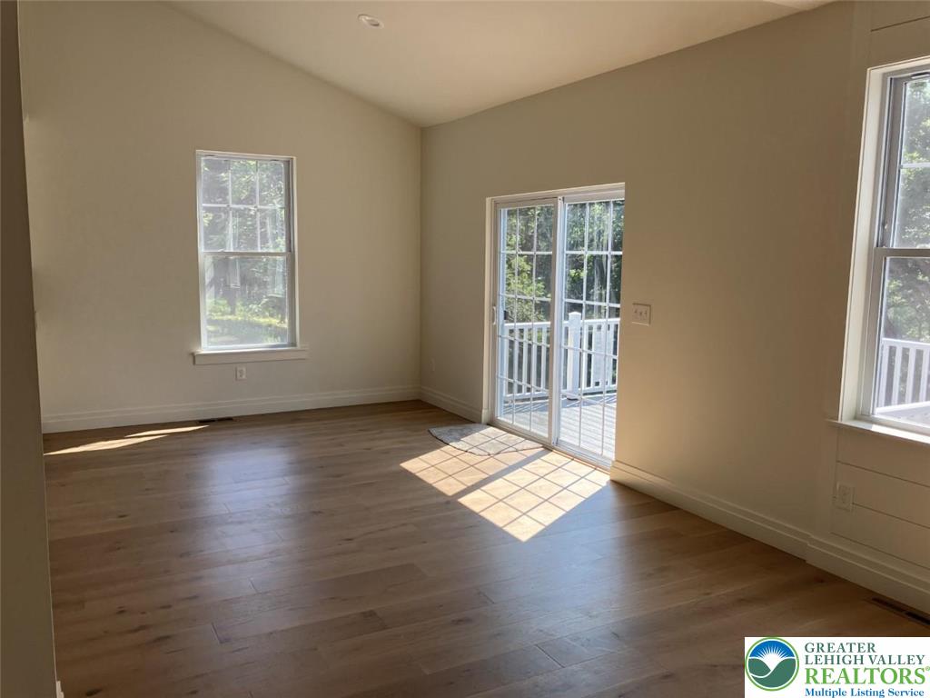 9002 Yorkshire Circle Property Photo 20