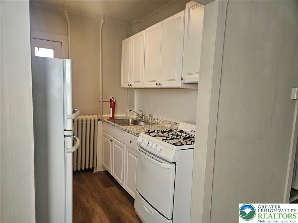 36 North 6th Street Apt 1 Property Photo 4