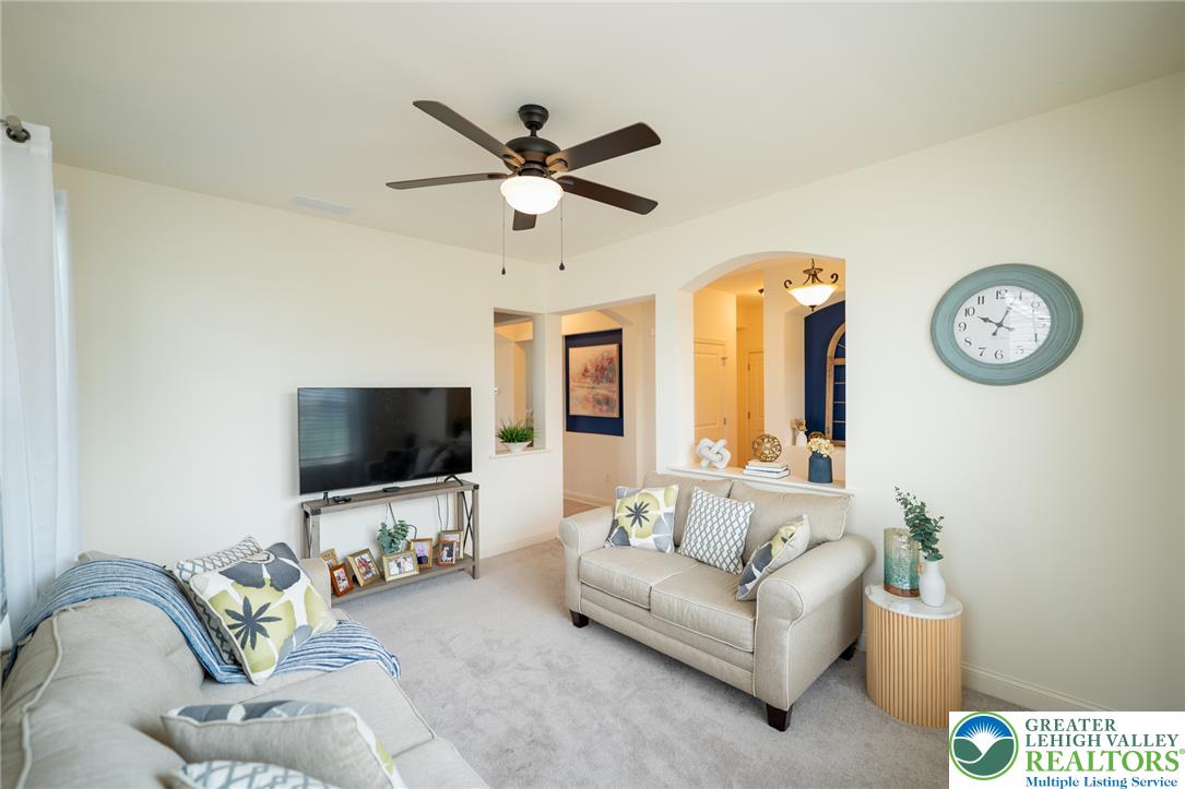2877 Binney Court Property Photo 12
