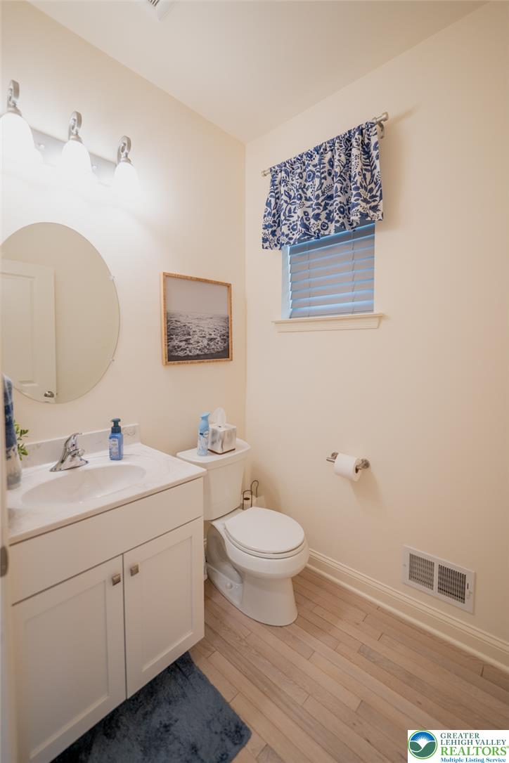 2877 Binney Court Property Photo 13
