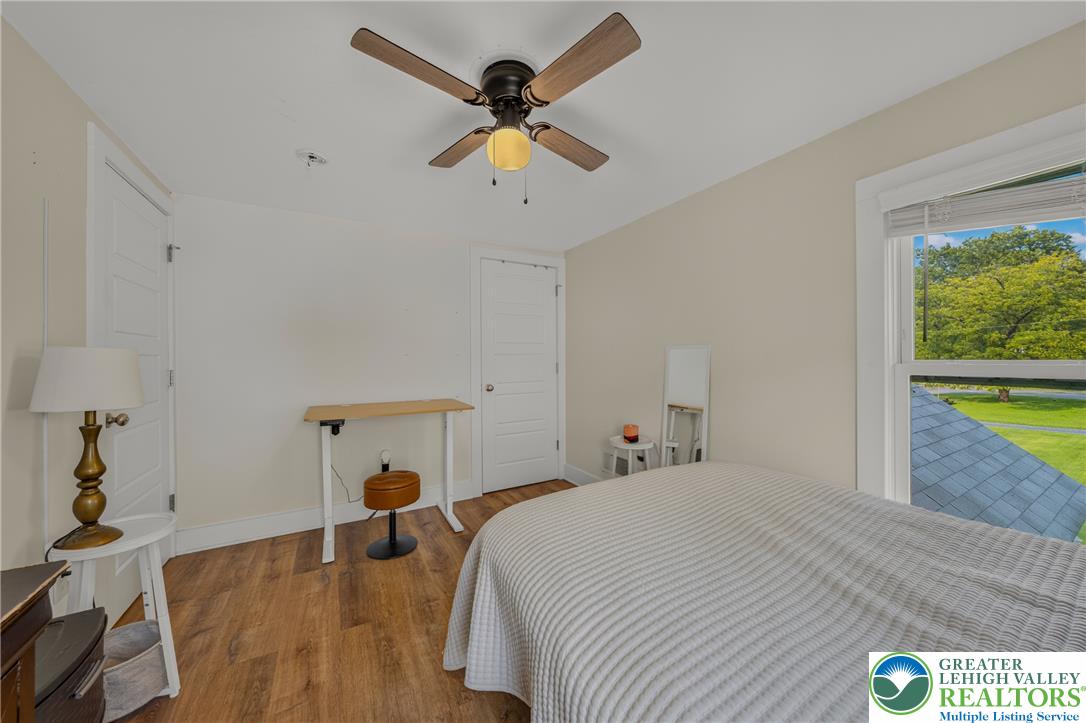 432 Birch Street Property Photo 14