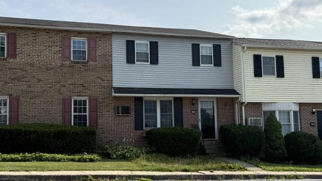 5758 Greens Drive Property Photo 1