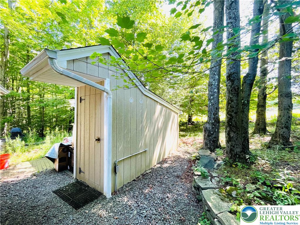439 Butternut Road Property Photo 15