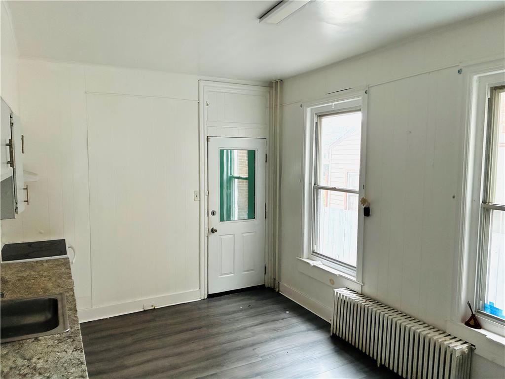 521 North Law Street Property Photo 5