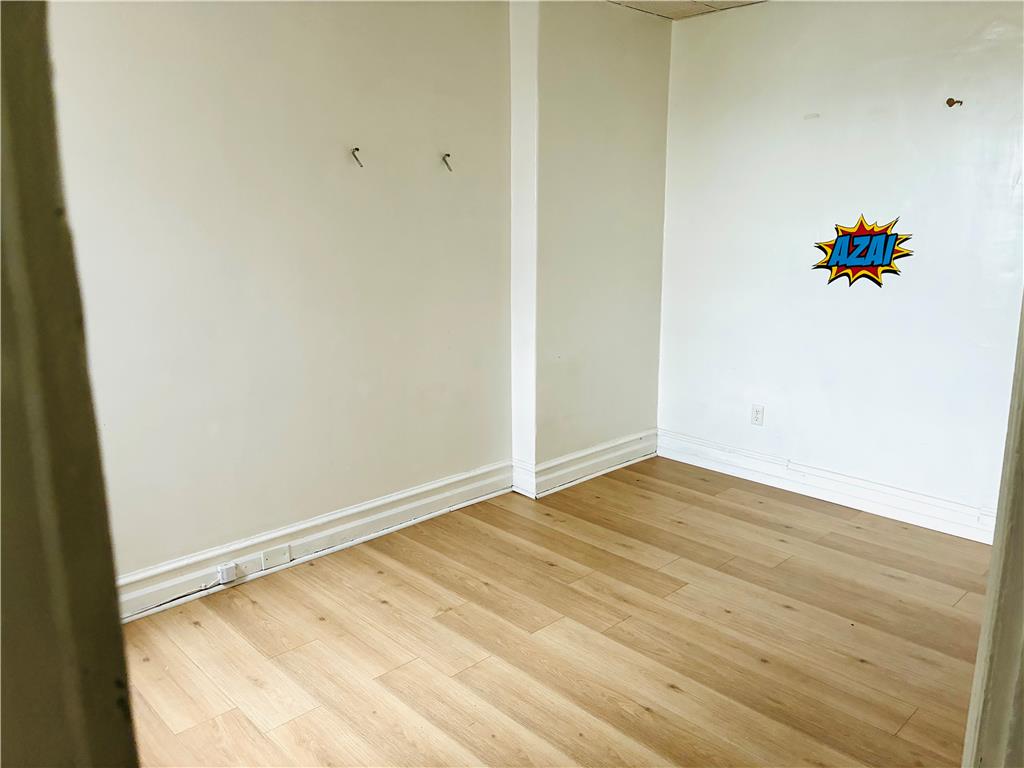 521 North Law Street Property Photo 10