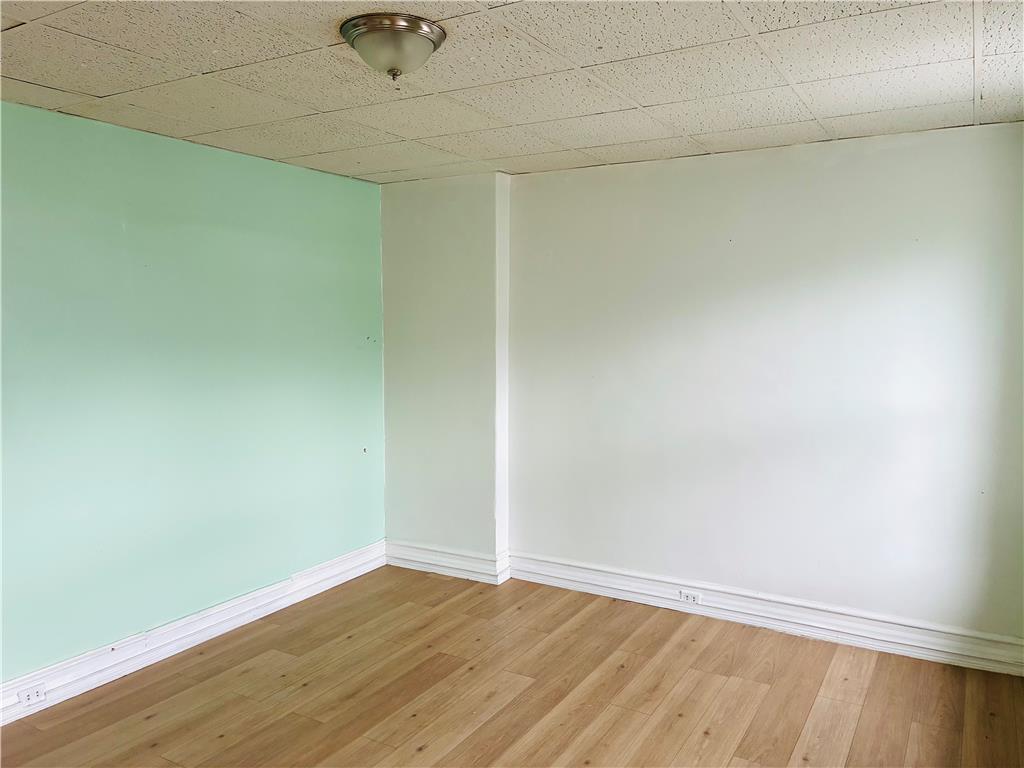 521 North Law Street Property Photo 14
