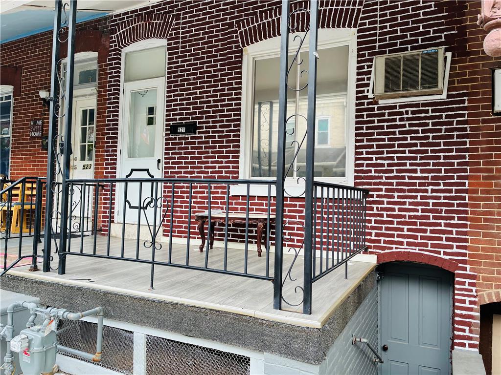 521 North Law Street Property Photo 20