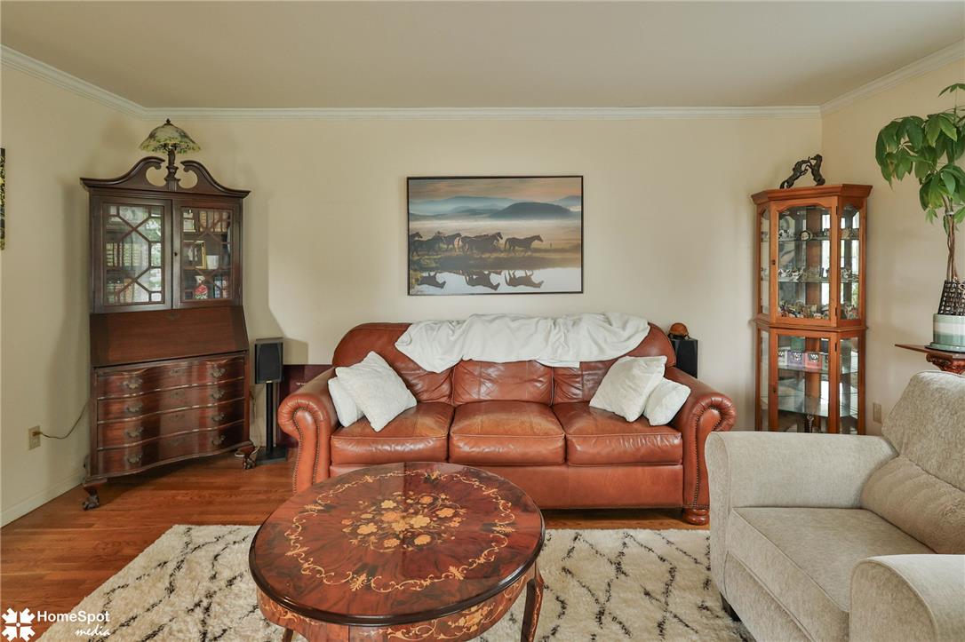 6994 Carriage Property Photo 26