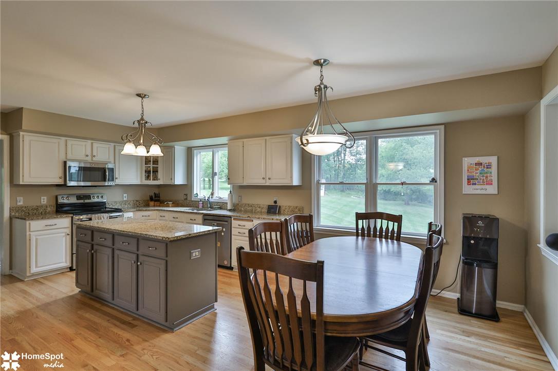 6994 Carriage Property Photo 34