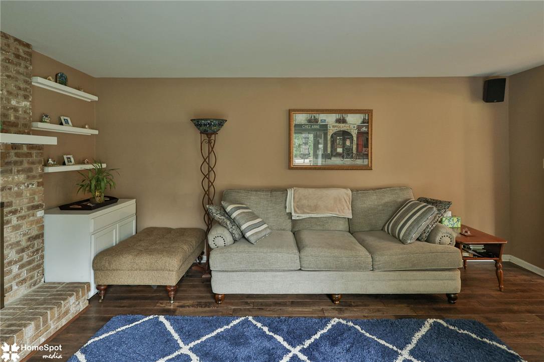6994 Carriage Property Photo 37