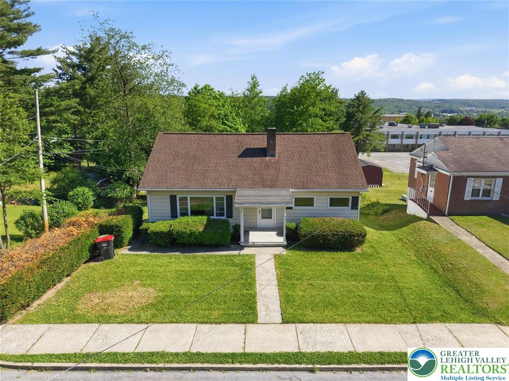929 Coal Street Property Photo 7