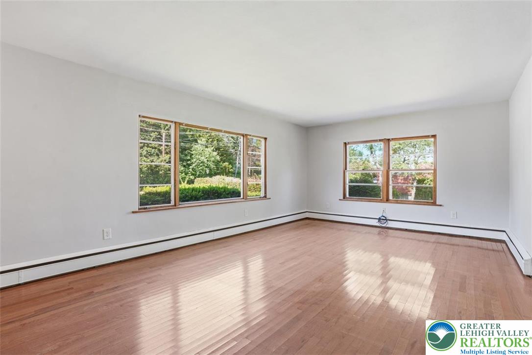 929 Coal Street Property Photo 16