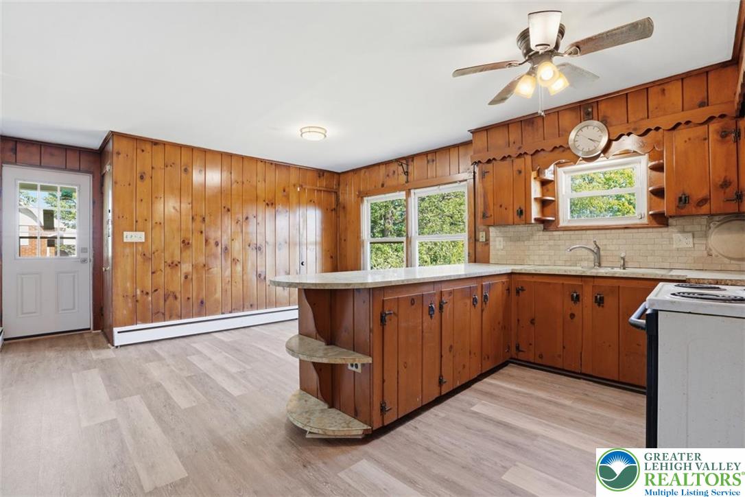 929 Coal Street Property Photo 24