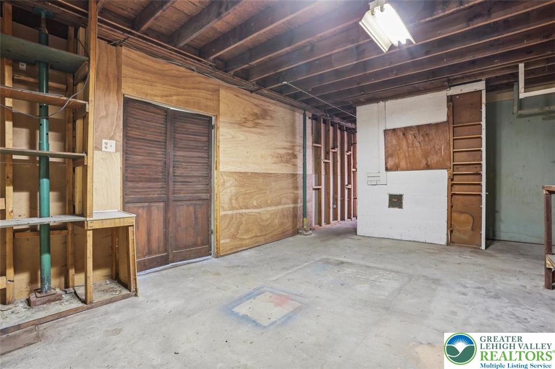 929 Coal Street Property Photo 51