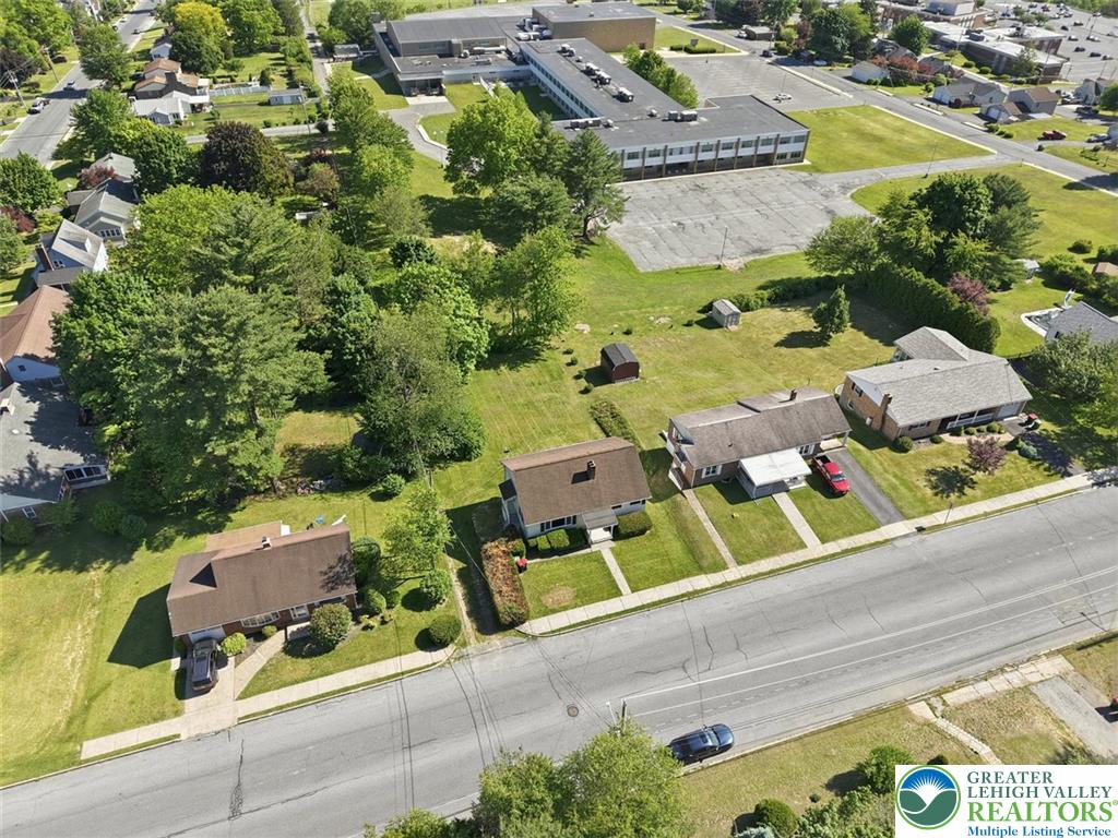 929 Coal Street Property Photo 76