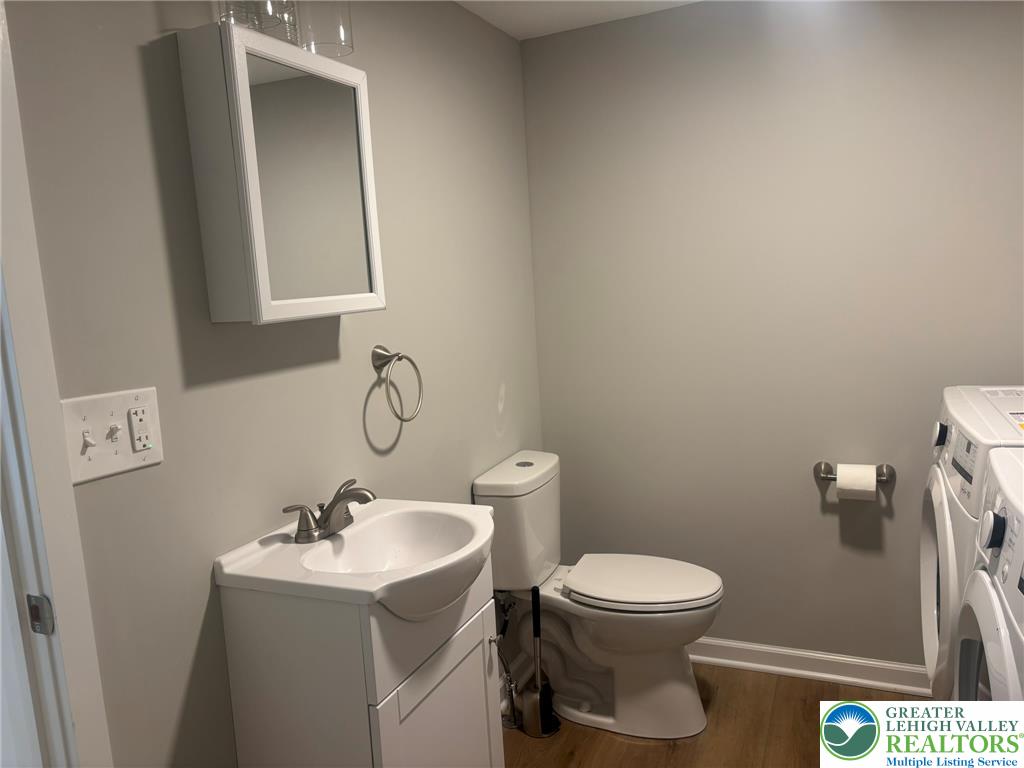 141 South 6th Street Property Photo 9