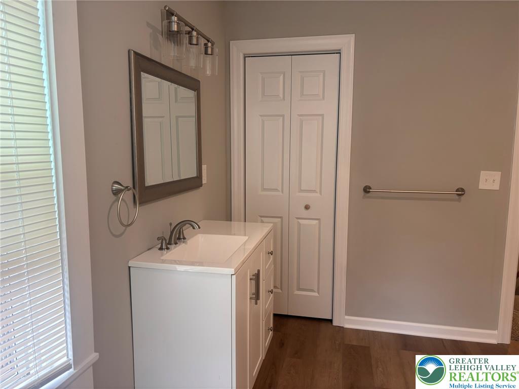 141 South 6th Street Property Photo 12
