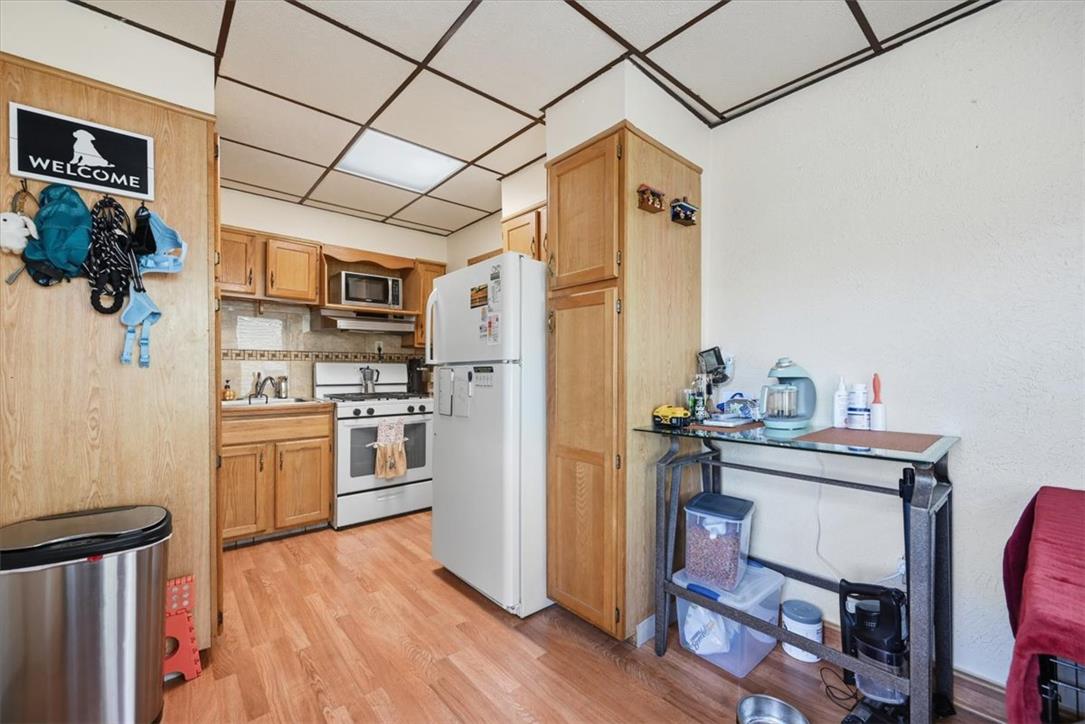 230 East Susquehanna Street Property Photo 17