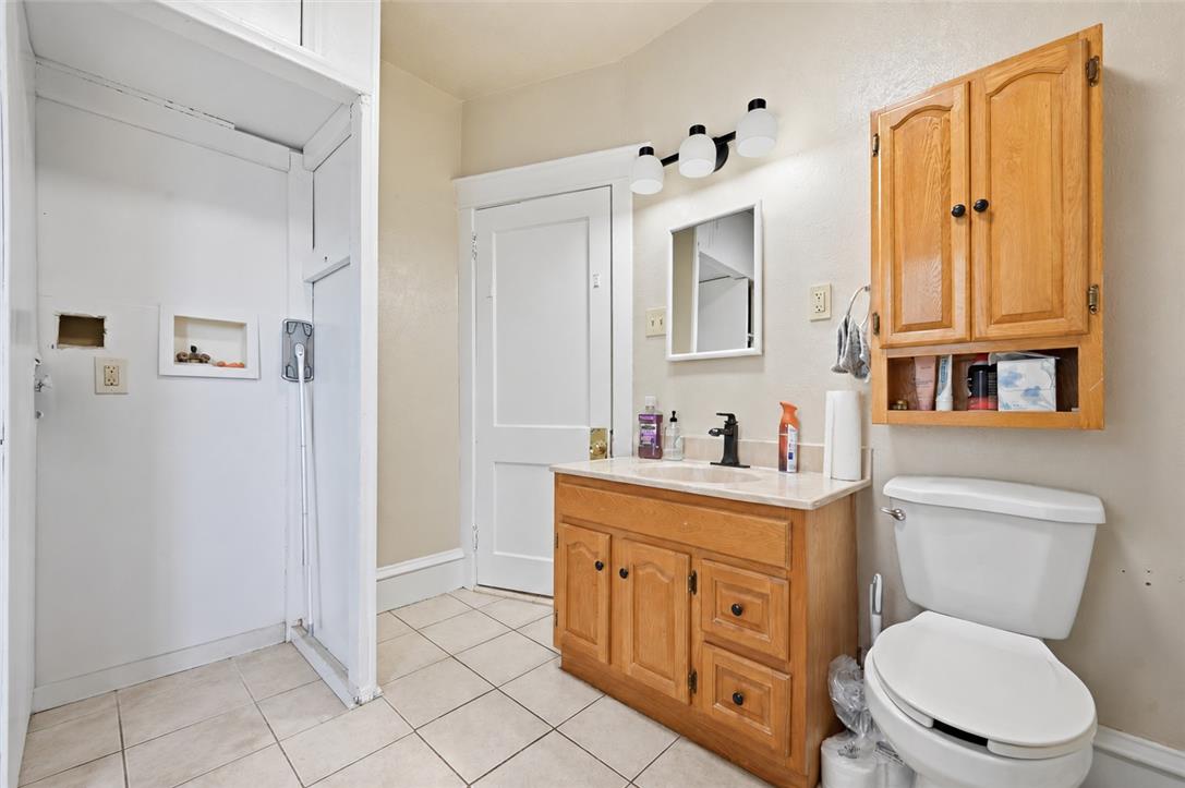 230 East Susquehanna Street Property Photo 38