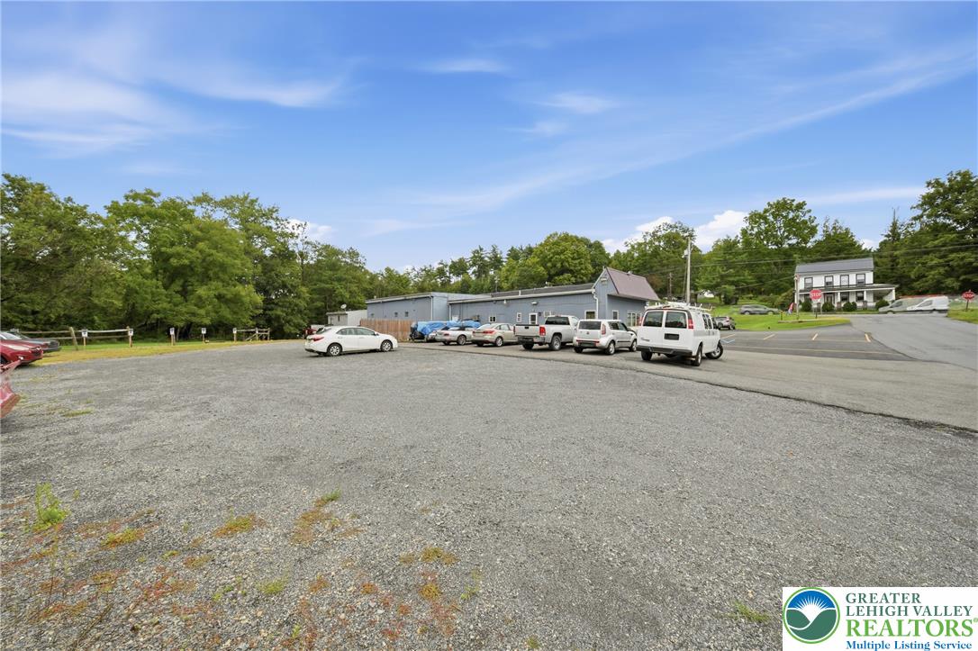 106 Camellia Road Property Photo 23