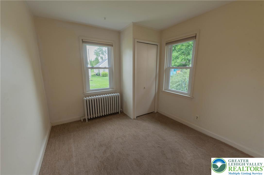 655 North Street Property Photo 9