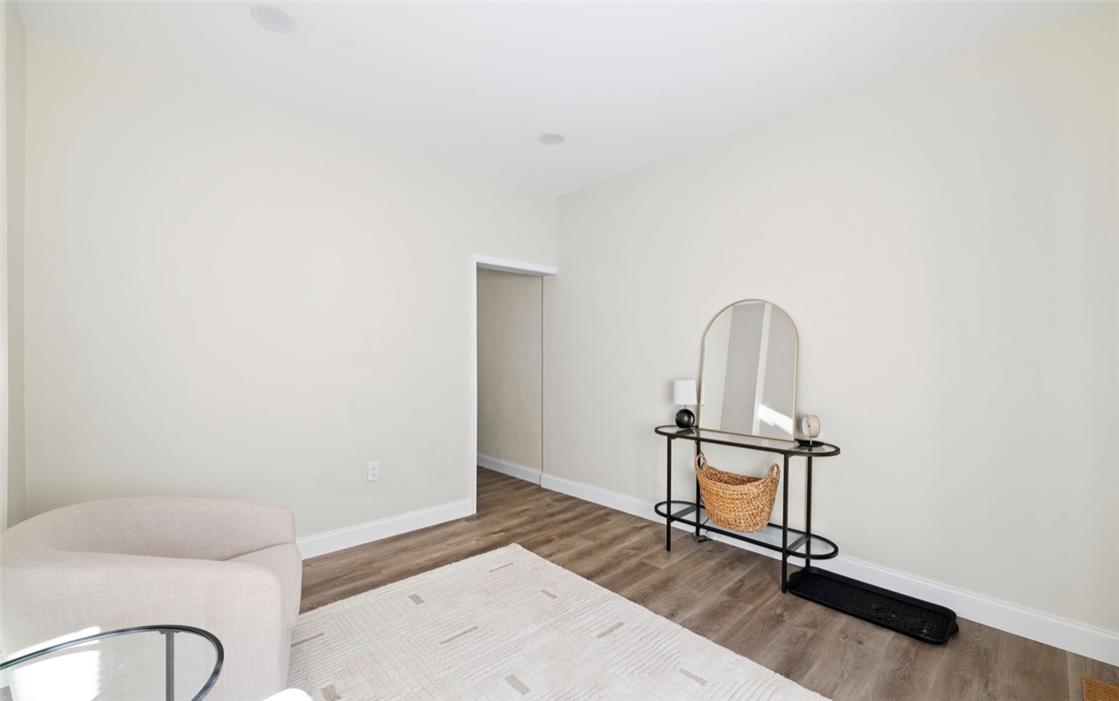 1167 Mechanic Street Property Photo 4