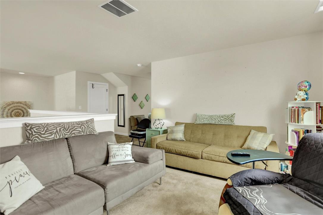 1814 Stang Drive Property Photo 37