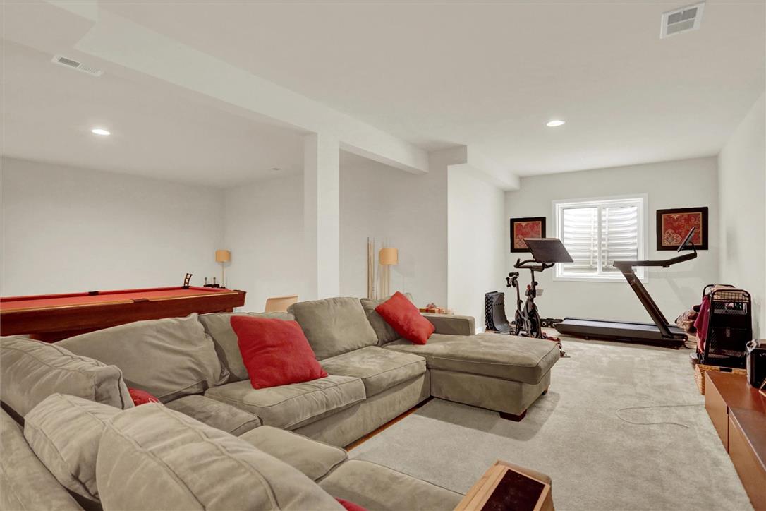 1814 Stang Drive Property Photo 43