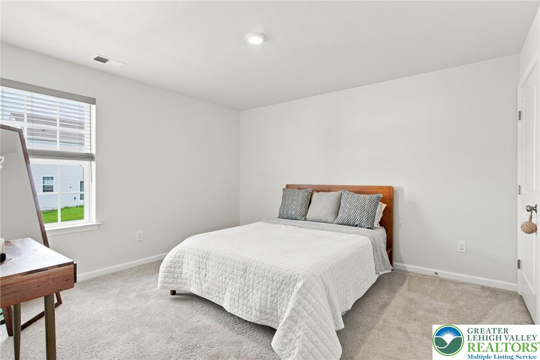 318 Knollwood Drive Property Photo 25